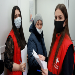 Волонтеры – медики ББМК работают в мобильных пунктах вакцинации против COVID-19