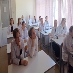 Теперь мы в легендах прославленных дней!