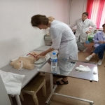 Участники студенческих отрядов в рамках гранта бесплатно осваивают в ББМК профессию "Младшая медицинская сестра по уходу за больными"