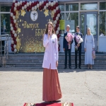 Сегодня, 27 июня, в Барнаульском базовом медицинском колледже состоялся один из самых важных дней в жизни наших студентов — торжественная церемония вручения дипломов.